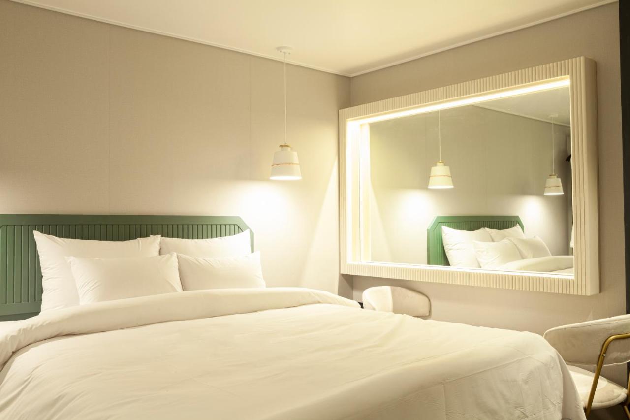 Sinan Equelim Hotel 光州 エクステリア 写真